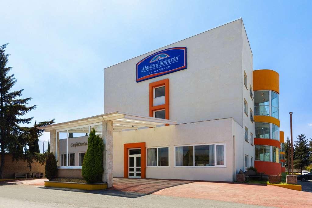 Howard Johnson By Wyndham Toluca Exterior foto