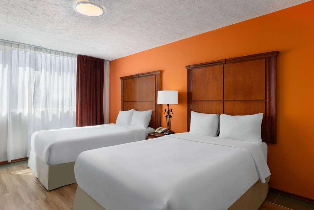 Howard Johnson By Wyndham Toluca Zimmer foto